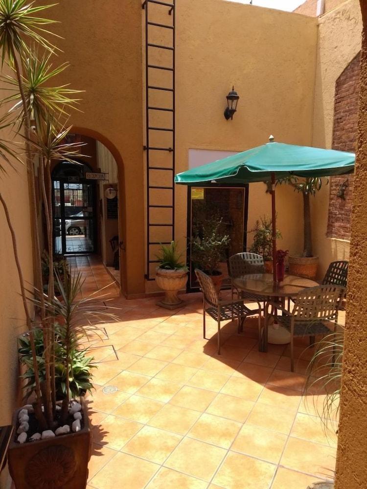 Hotel Casa Galena Morelia Exteriör bild